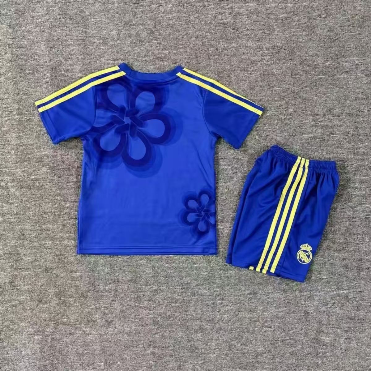 2025/2026 Real Madrid United Year Horse Special Edition Blue Football Shirt 1:1 Thai Quality Kids Size - 图片 2