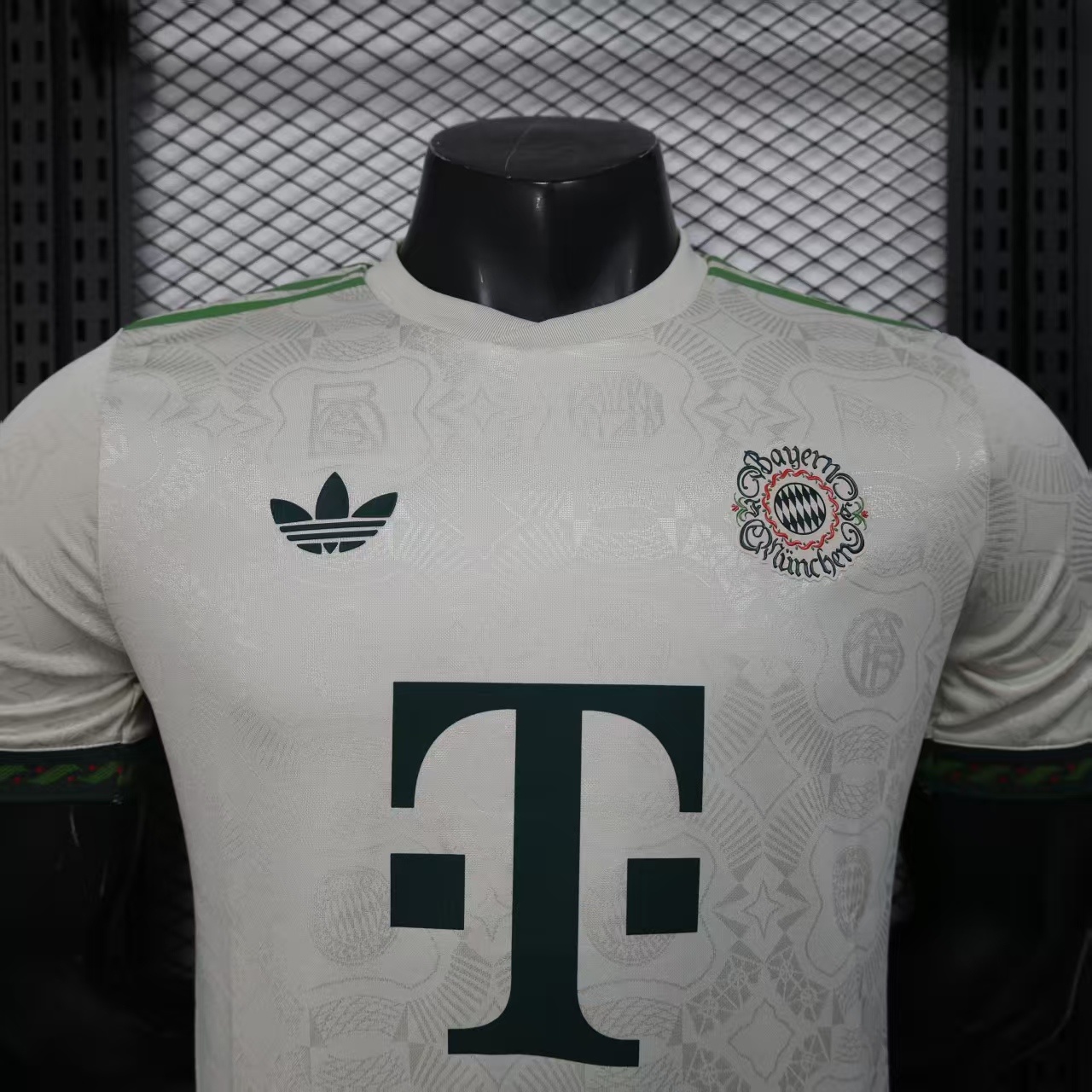 2025/2026 Player Version Bayern Munich Beer Edition Football Shirt 1:1 Thai Quality - 图片 3