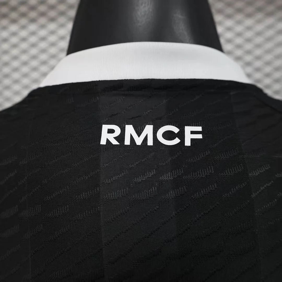 2025/2026 Player Version Real Madrid Goalkeeper Black Football Shirt 1:1 Thai Quality - 图片 4