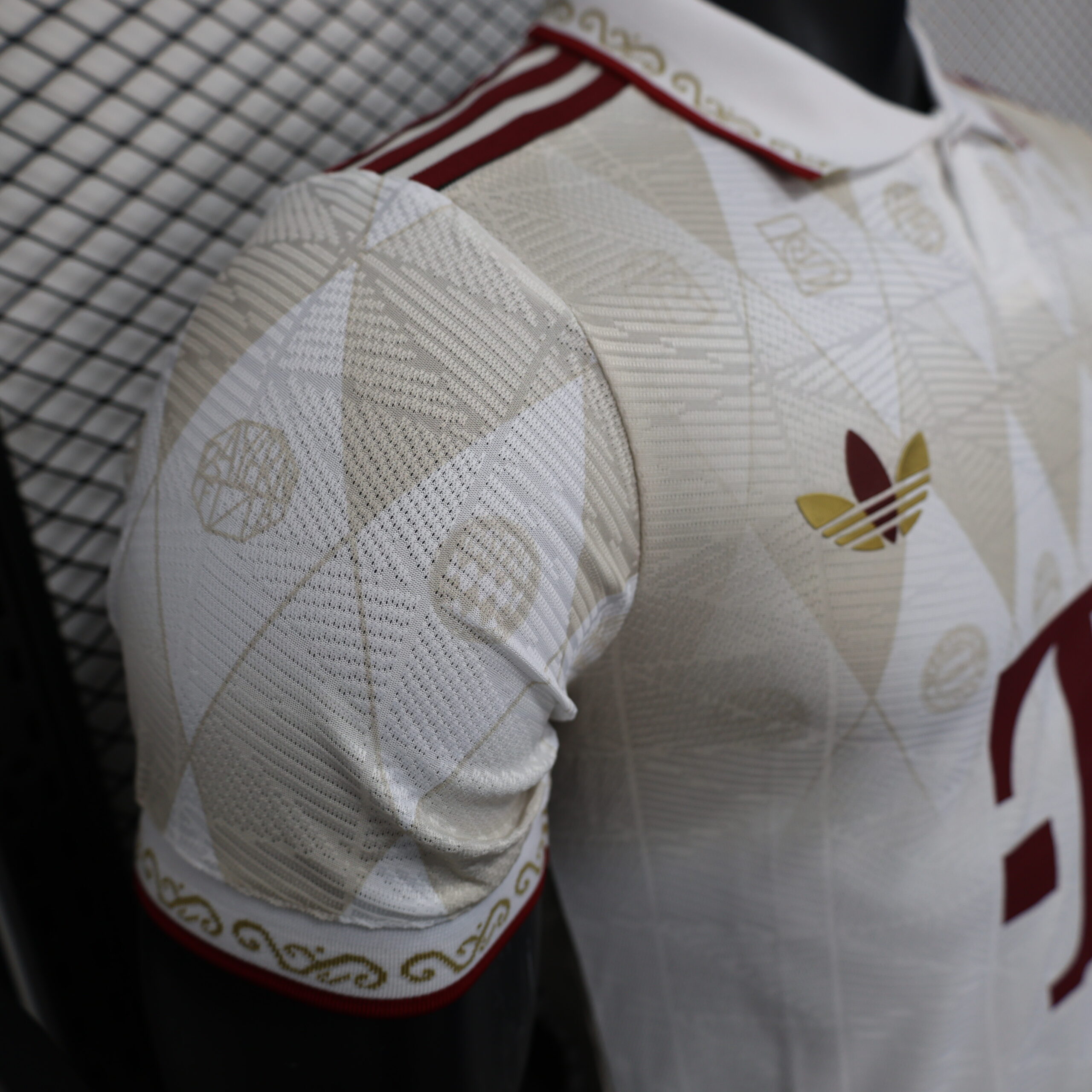 2025/2026 Player Version Bayern Munich Special Edition White Football Shirt 1:1 Thai Quality - 图片 6