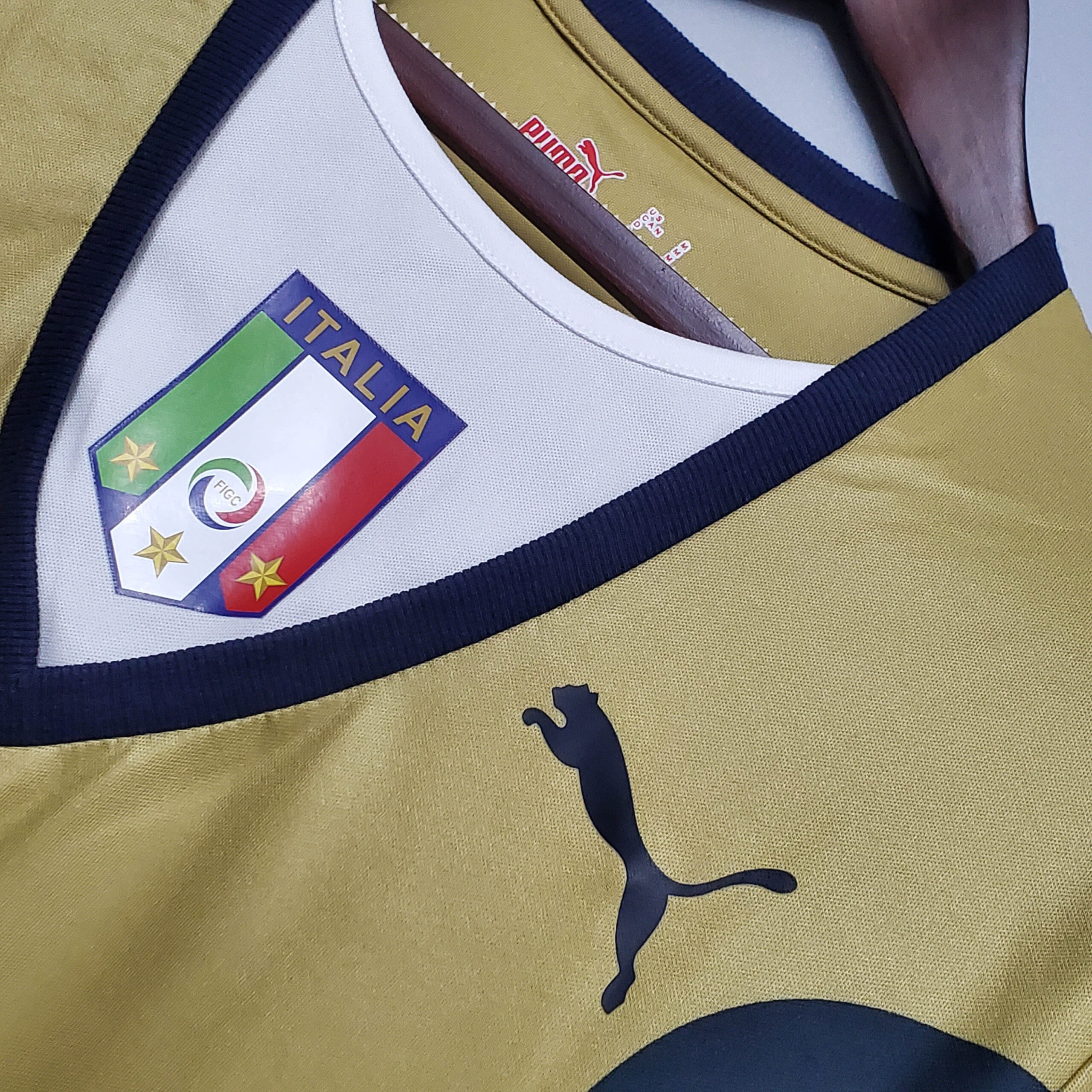 2006 Retro Italy Goalkeeper Gold Soccer Shirt - 图片 5