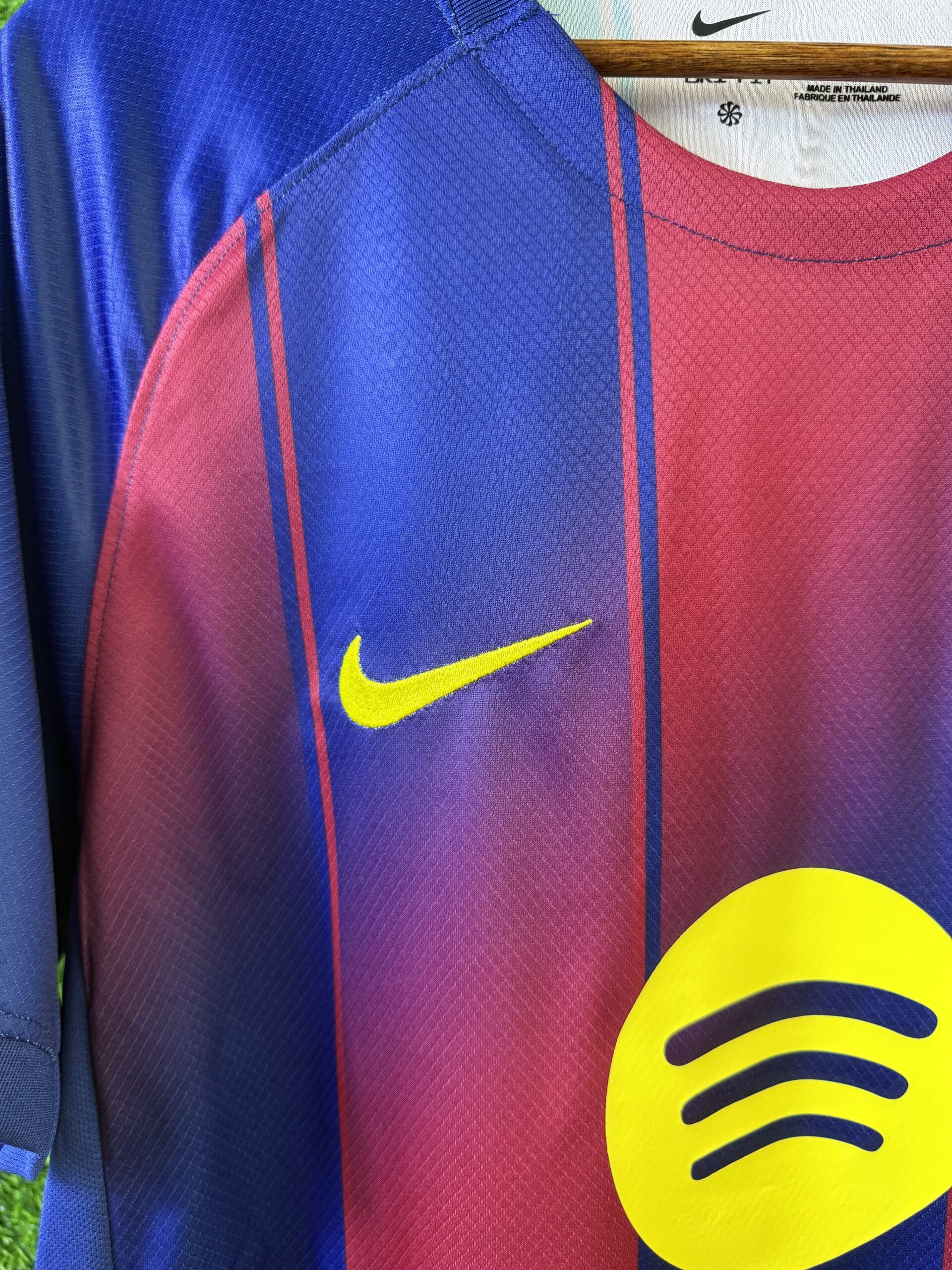 LAMINE YAMAL #10 2025/2026 Barcelona Home Football Shirt 1:1 Thai Quality - 图片 4