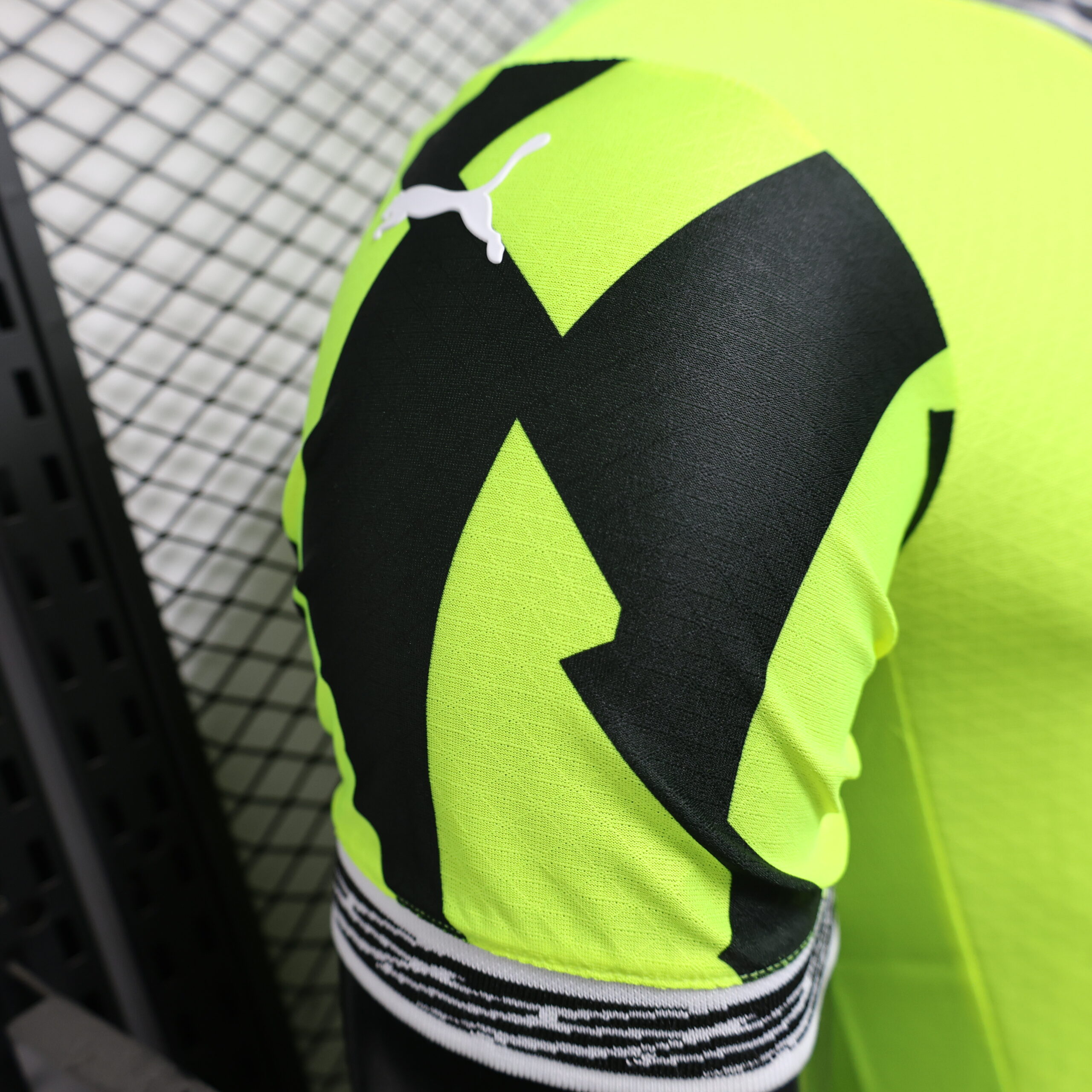 2025/2026 Player Version Dortmund Special Edition Fluorescent Green Football Shirt 1:1 Thai quality - 图片 8