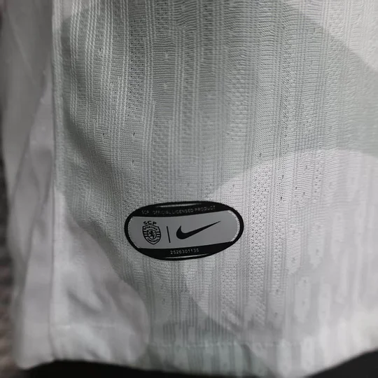 2025/2026 Player Version Sporting Lisbon Away Football Shirt 1:1 Thai Quality - 图片 9