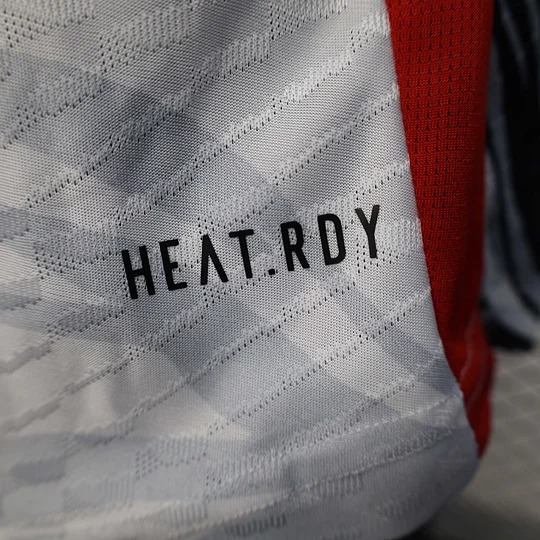 2025/2026 Player Version Manchester United Pecial Edition White Football Shirt 1:1 Thai Quality - 图片 10