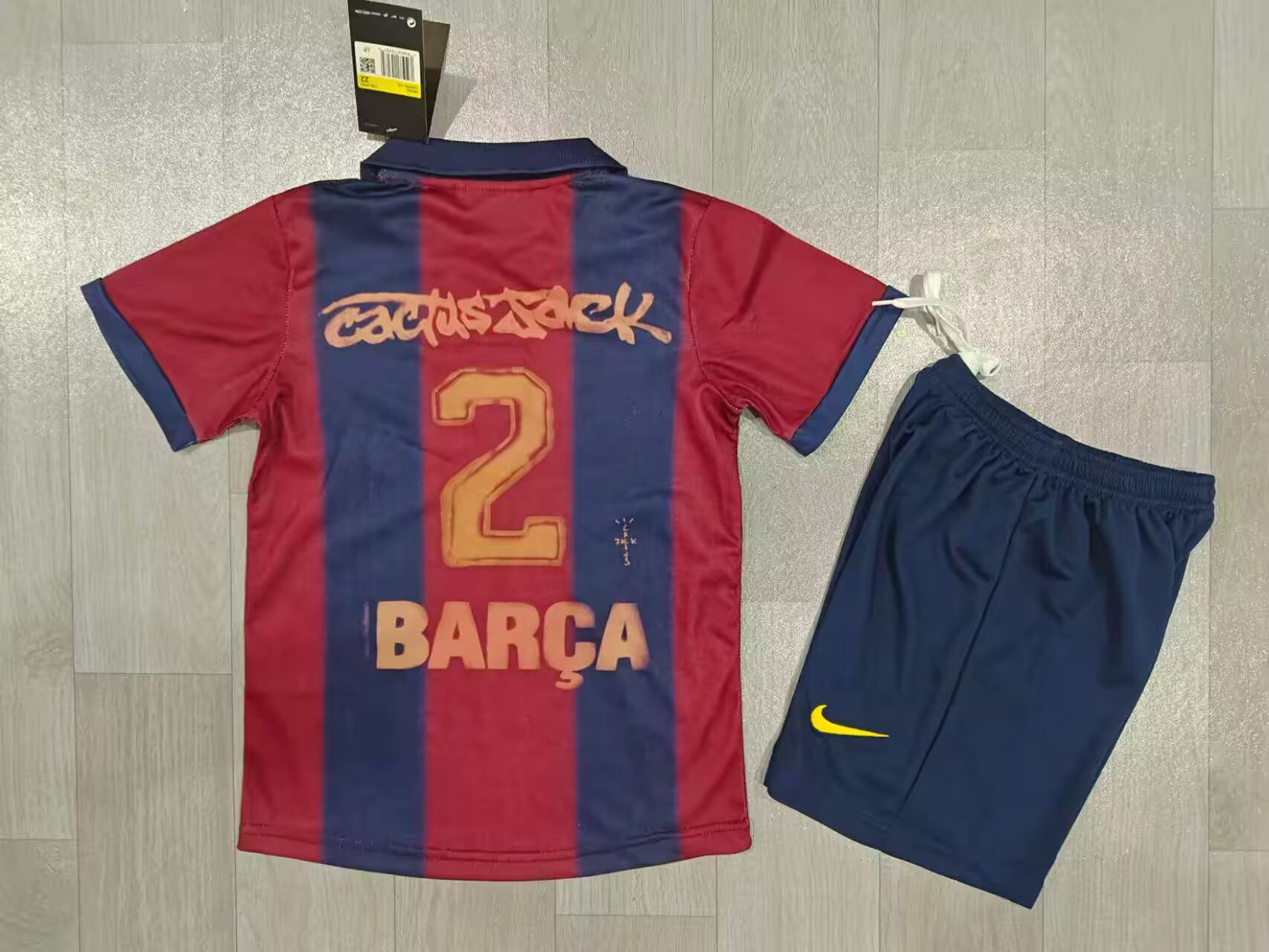 2001/2002 Retro Barcelona Joint Edition TRAVIS SCOTT Football Shirt 1:1 Thai Quality Kids Size - 图片 2
