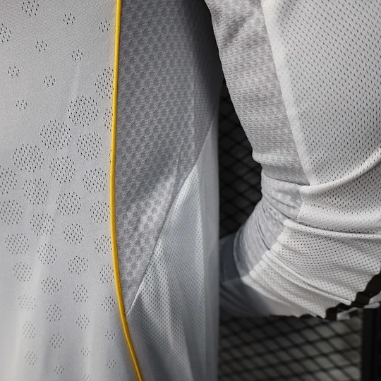 2025/2026 Player Version Real Madrid Home Long Sleeve Football Shirt 1:1 Thai Quality - 图片 8
