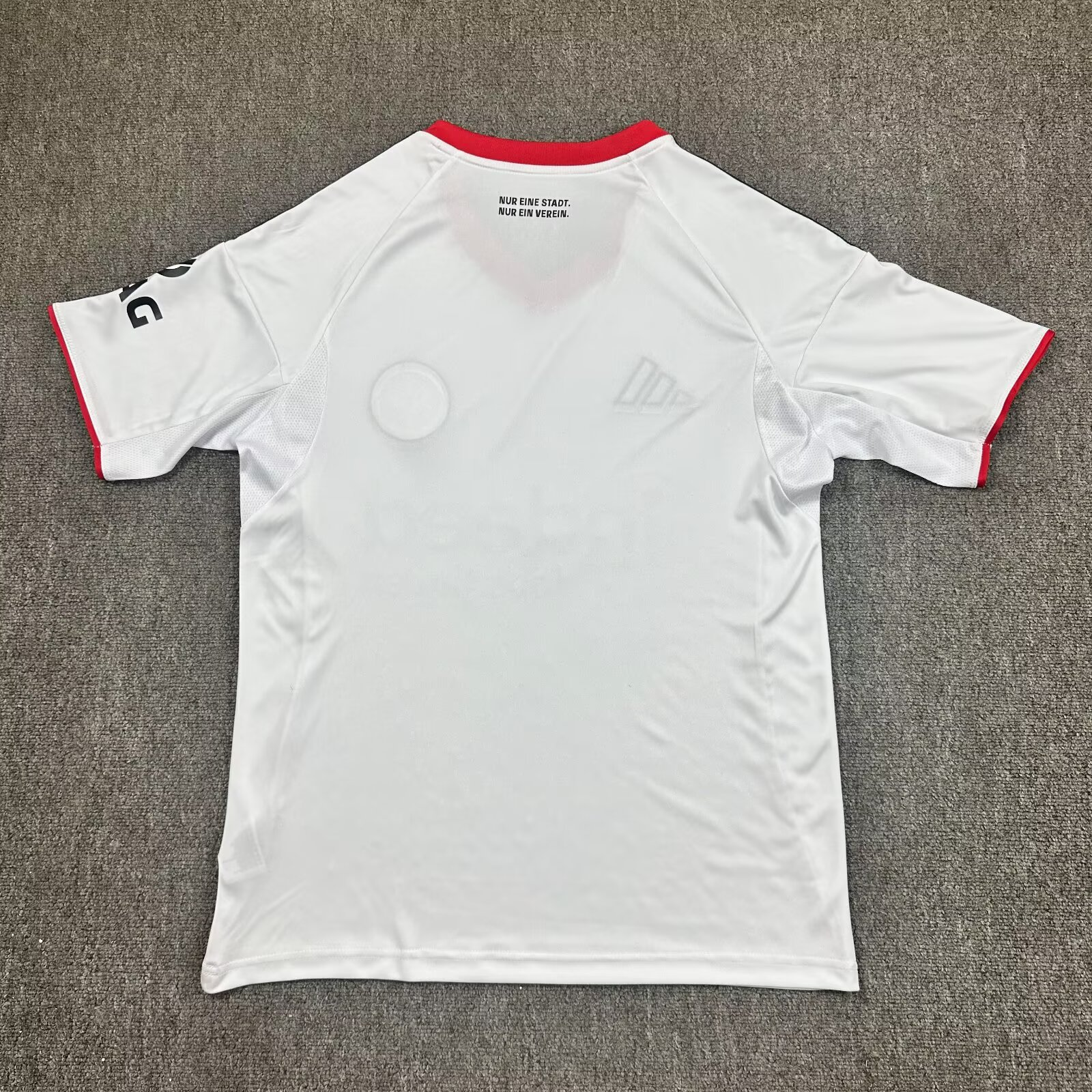 2025/2026 Frankfurt Away Football shirt 1:1 Thai Quality - 图片 2