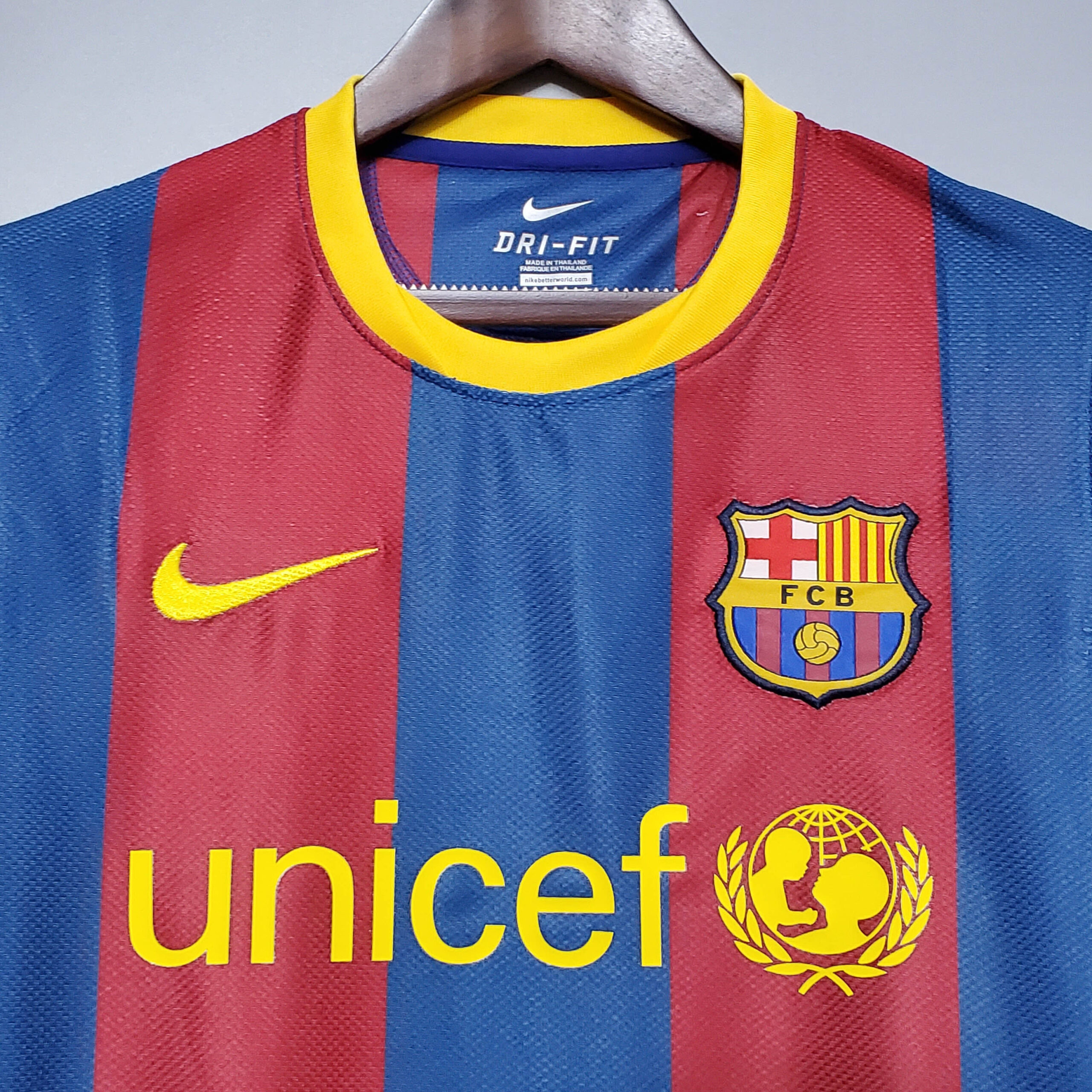 2010/2011 Retro Barcelona Home Football Shirt 1:1 Thai Quality - 图片 3