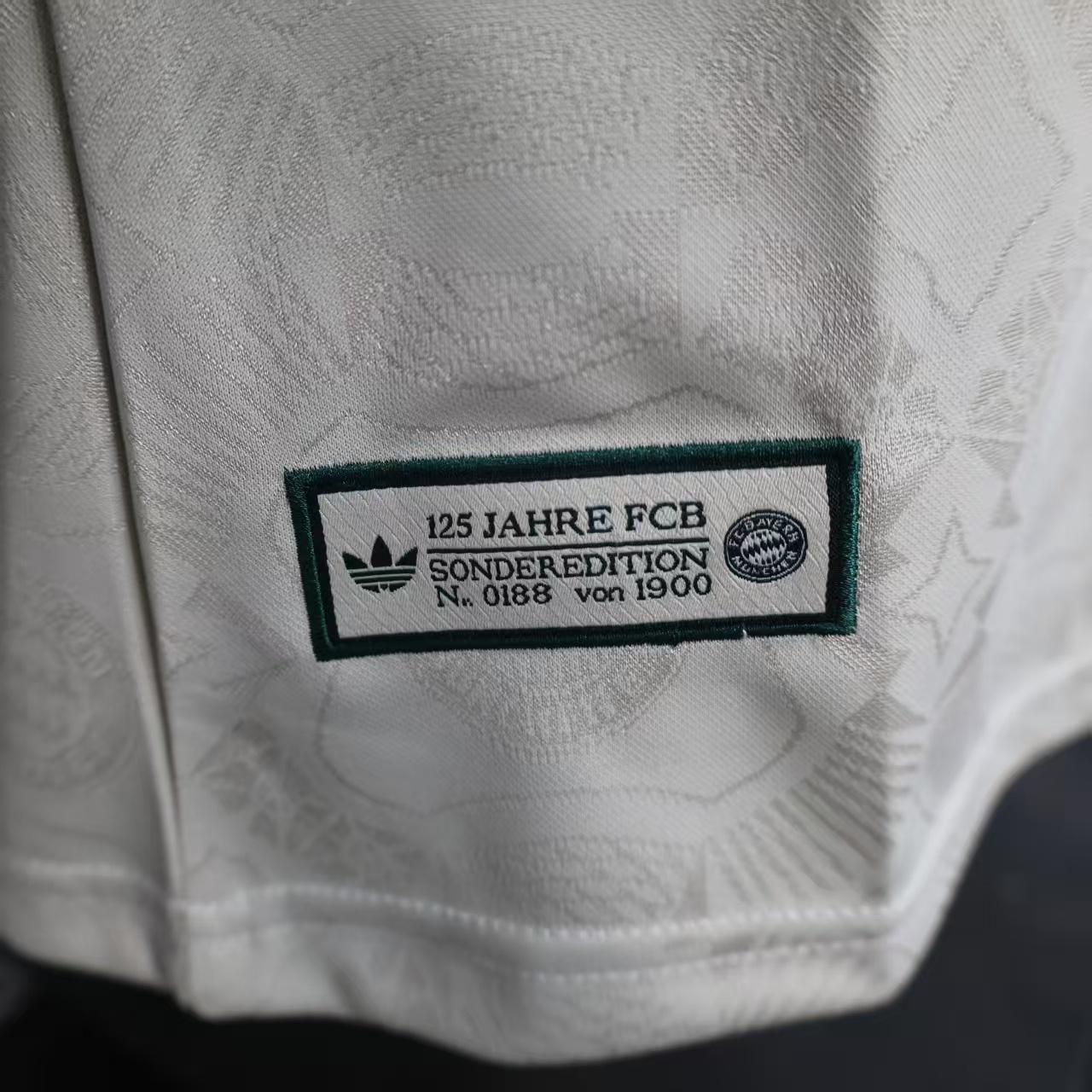 2025/2026 Player Version Bayern Munich Beer Edition Football Shirt 1:1 Thai Quality - 图片 8