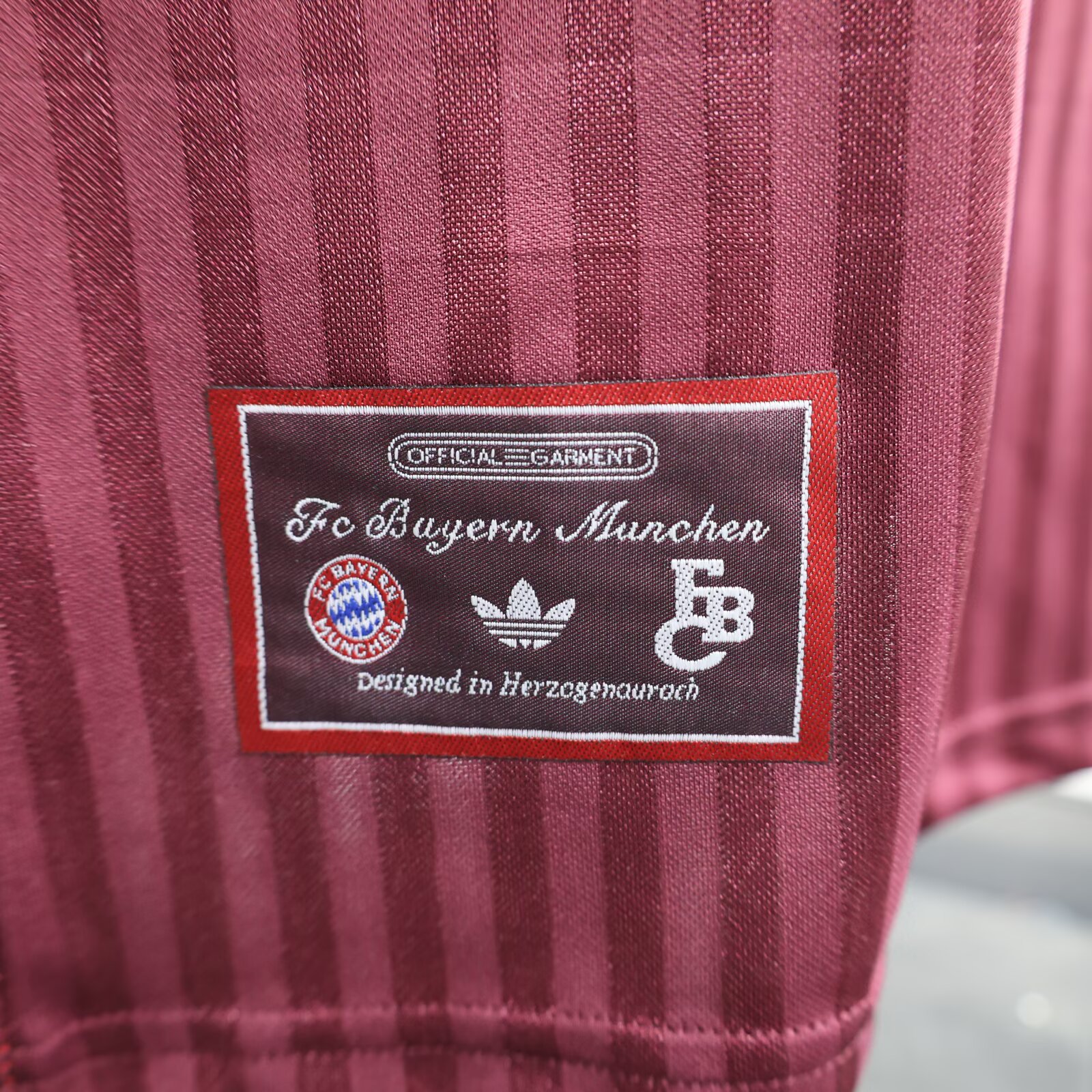 2025/2026 Player Version Bayern Munich Special Edition Crimson Football Shirt 1:1 Thai Quality - 图片 8