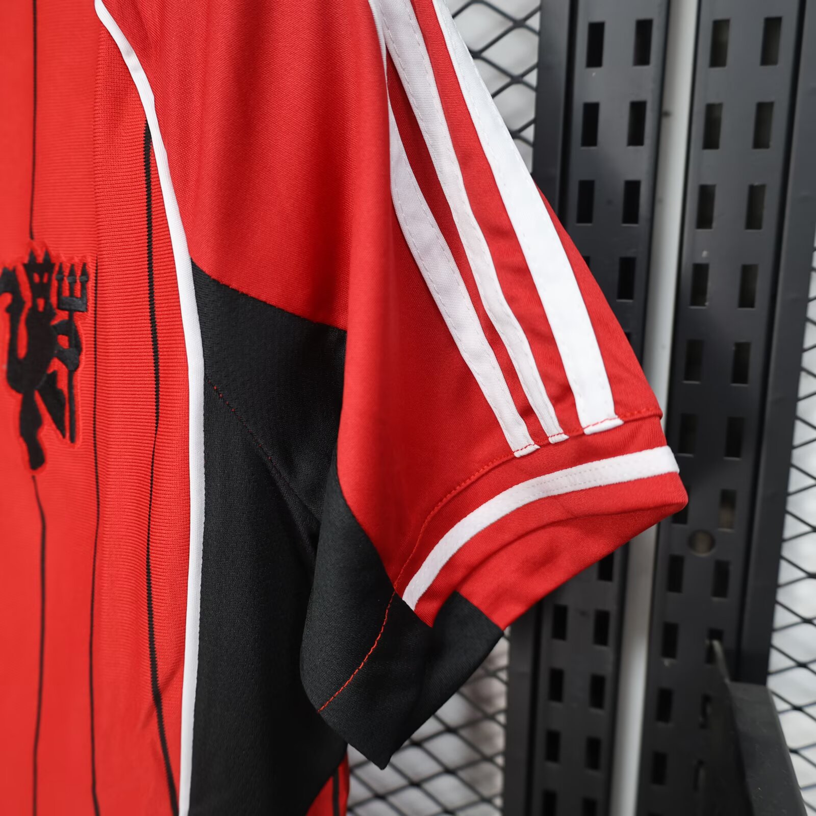 2025/2026 Manchester United Buttons Special Edition Red Football Shirt 1:1 Thai Quality - 图片 9
