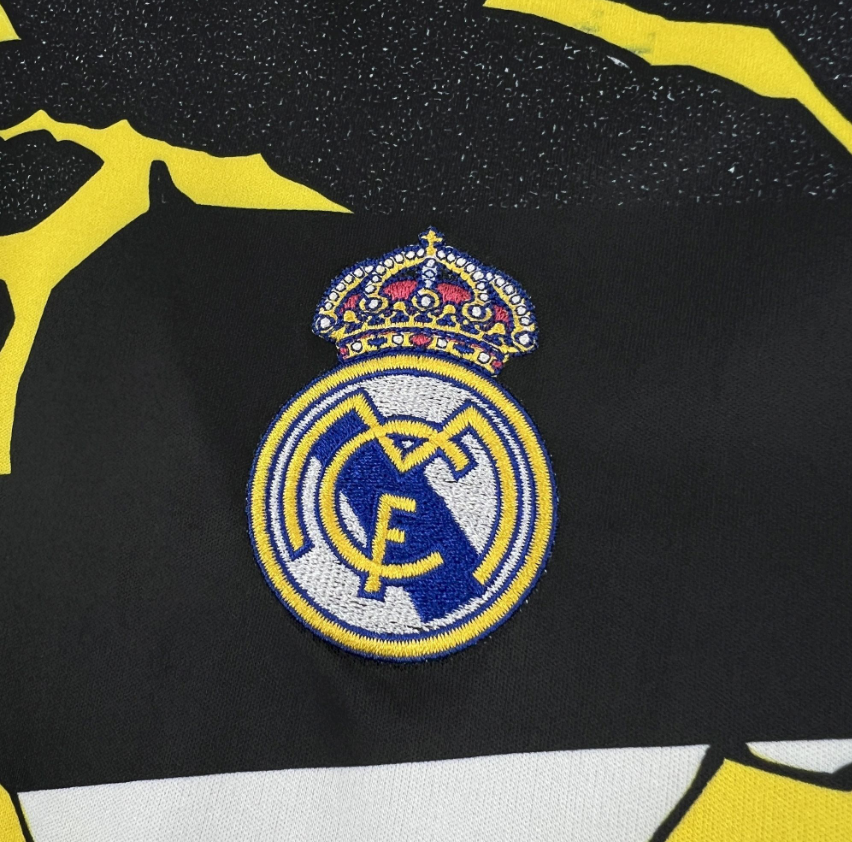 2025/2026 Real Madrid Collaboration With Marvel Football Shirt 1:1 Thai Quality - 图片 6